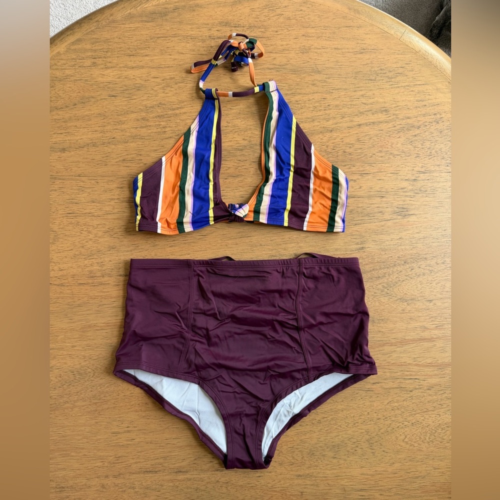 Women’s | FULL SET | Urban Outfitters Out
FromUnder Bikini Set | M Top L Bottom